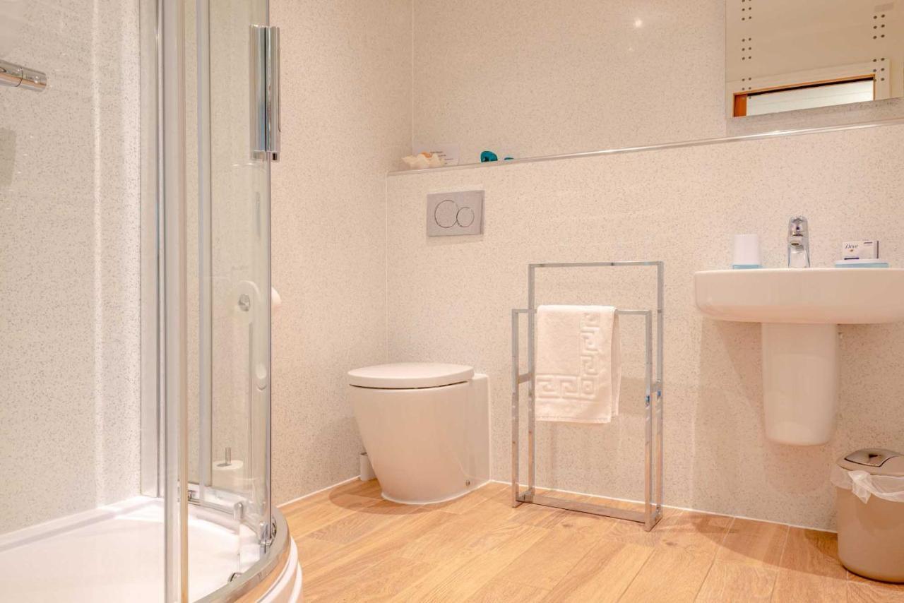 Falmouth Bay Holiday Apartments ภายนอก รูปภาพ