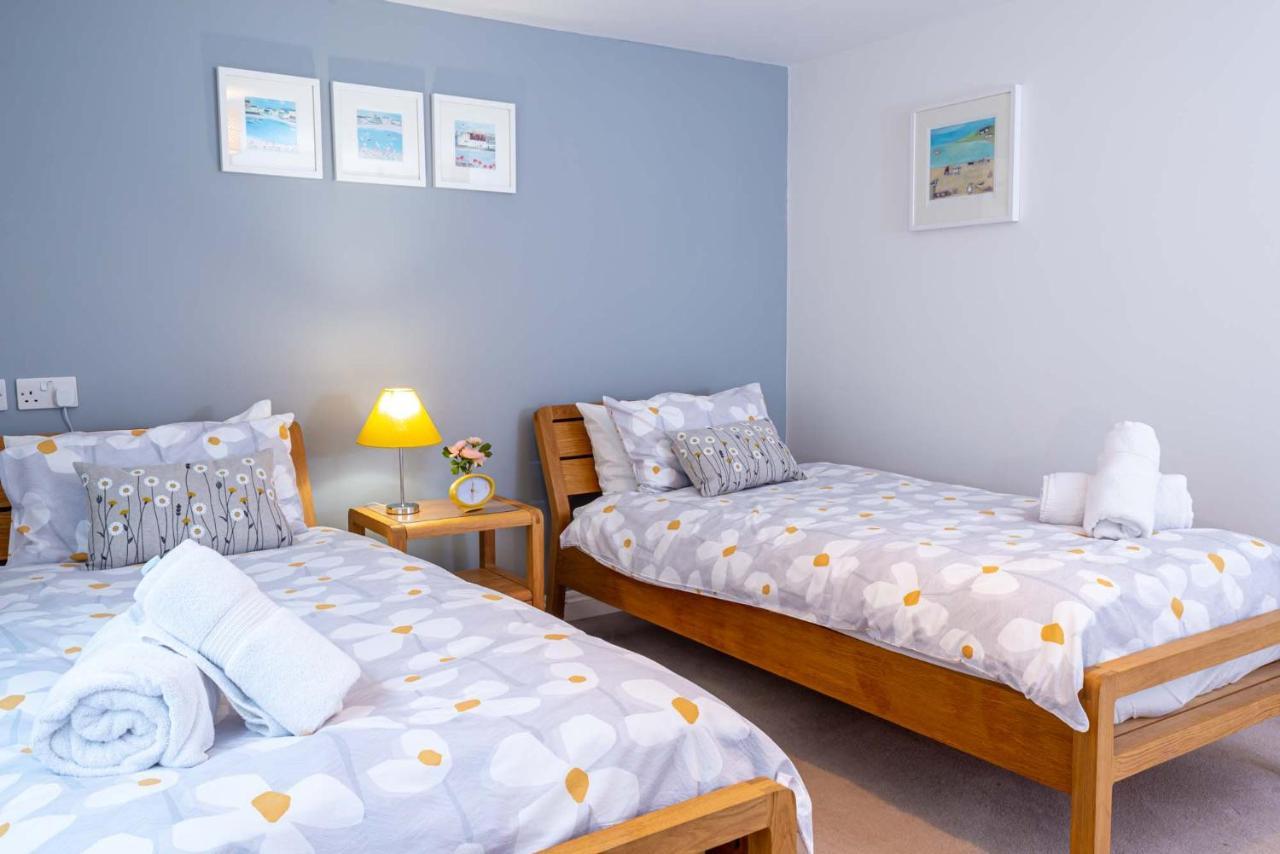 Falmouth Bay Holiday Apartments ภายนอก รูปภาพ