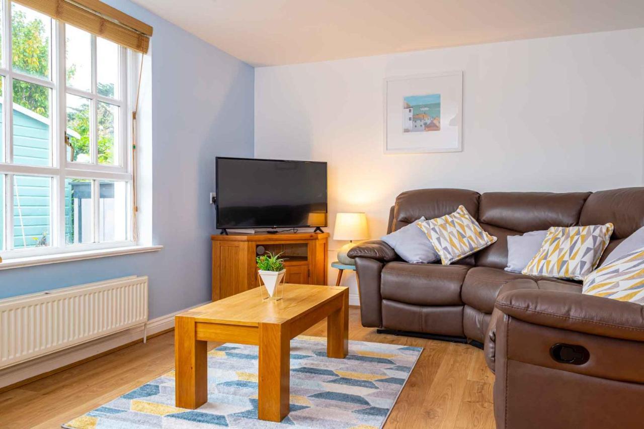 Falmouth Bay Holiday Apartments ภายนอก รูปภาพ