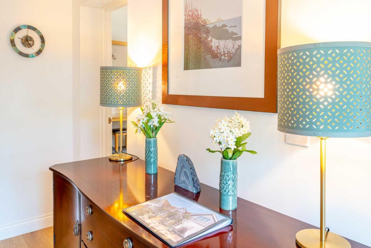 Falmouth Bay Holiday Apartments ภายนอก รูปภาพ